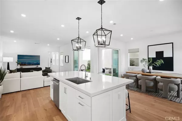 317 Sora, Irvine, CA 92618