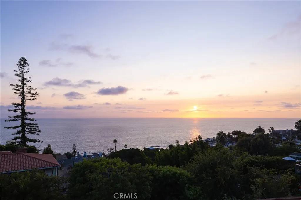 Laguna Beach, CA 92651,32006 Sunset Avenue