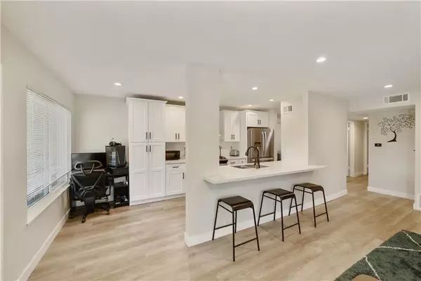 Mission Viejo, CA 92691,26517 Via Damasco #40