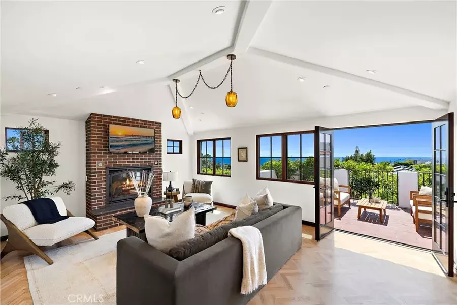 750 Manzanita Drive, Laguna Beach, CA 92651