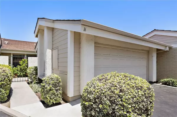 16 Driftwood #24, Irvine, CA 92604