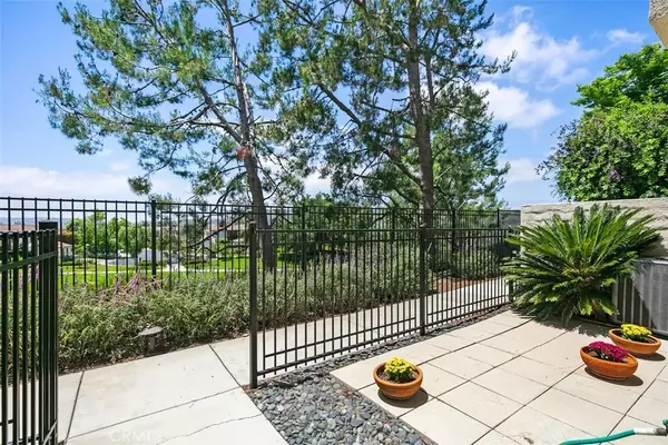 Aliso Viejo, CA 92656,8 Veneto Lane