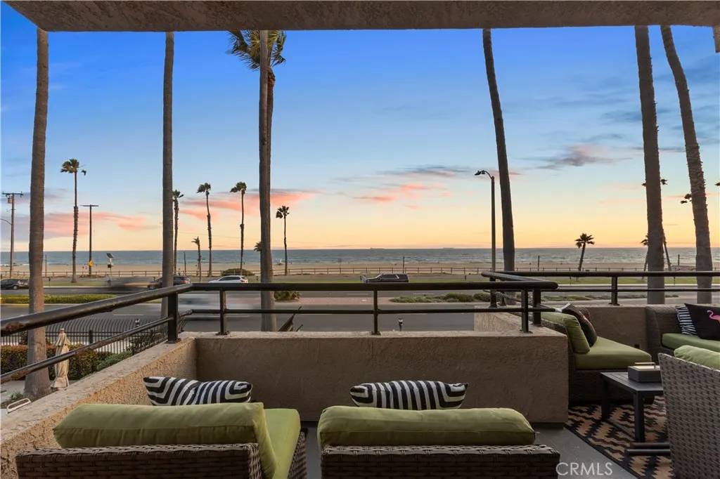 1200 Pacific Coast #214, Huntington Beach, CA 92648