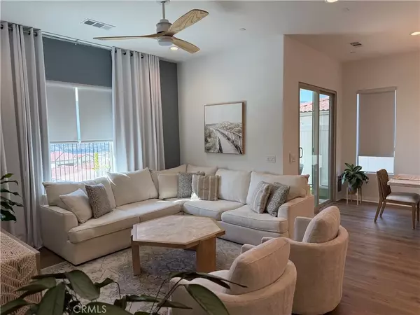 Corona, CA 92883,11907 Greenpeak Street