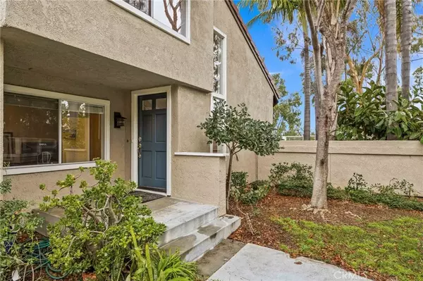 Irvine, CA 92612,91 Stanford Court #62