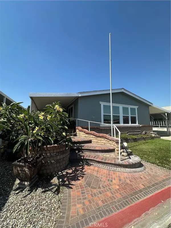 Ontario, CA 91761,1456 E Philadelphia #108