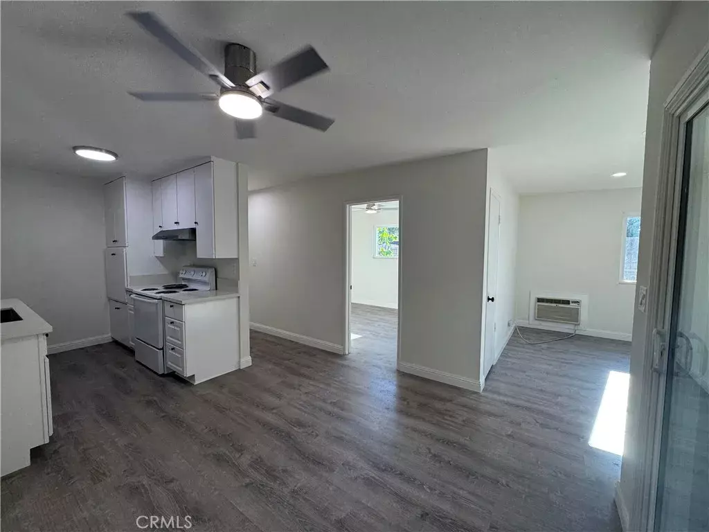 Orange, CA 92867,486 N Oak Street