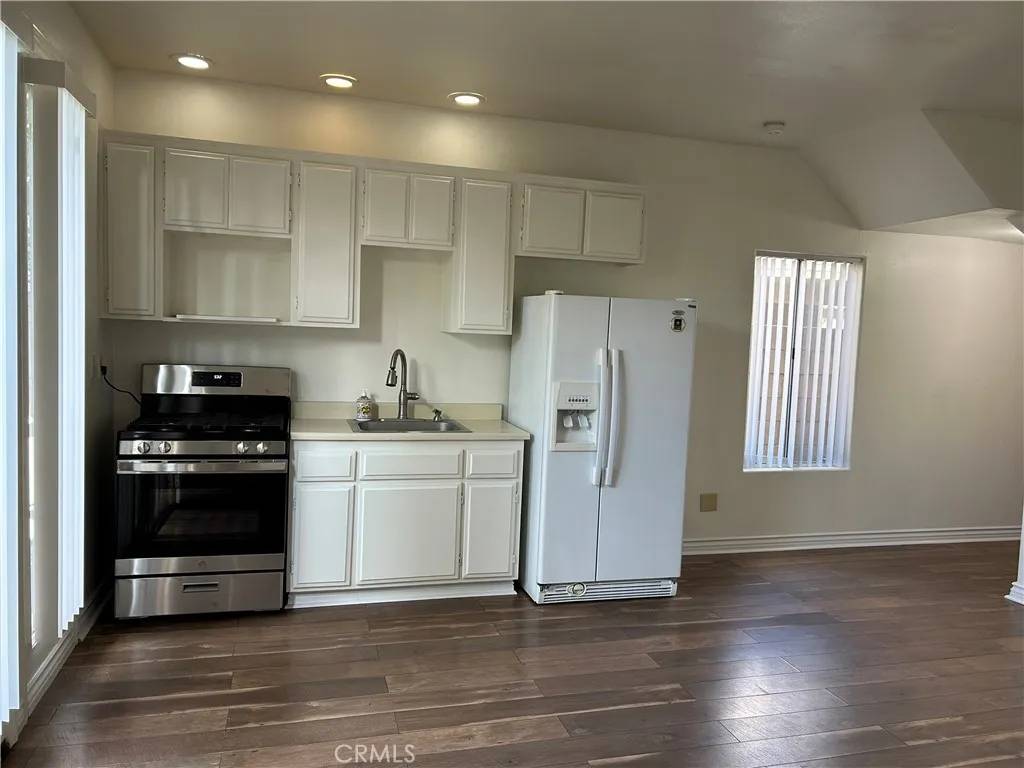 Huntington Beach, CA 92648,212 Rochester Avenue