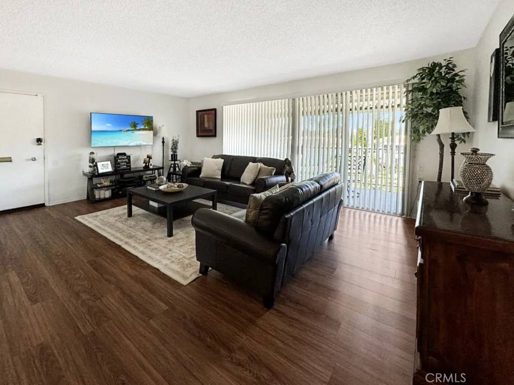 Laguna Woods, CA 92637,668 Via Mendoza #O