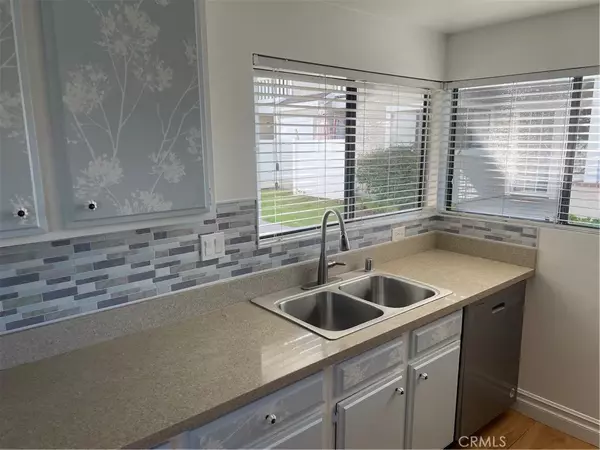 Irvine, CA 92618,79 Tarocco