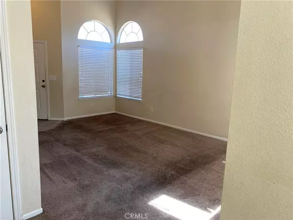 San Jacinto, CA 92583,2147 Saint Michele