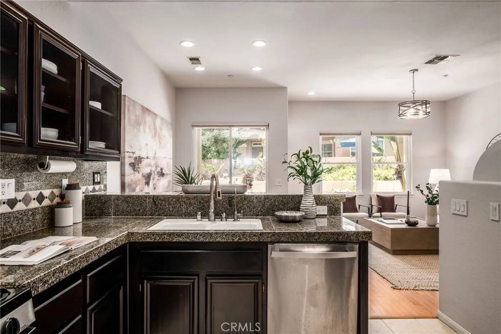 Carlsbad, CA 92009,6289 Citracado Circle