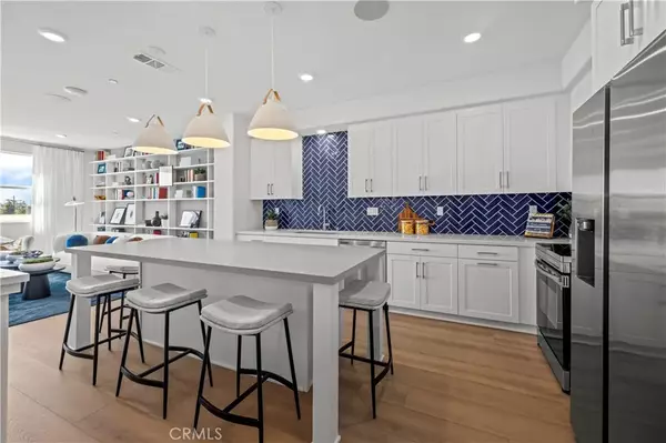 Claremont, CA 91711,121 Evergreen Lane