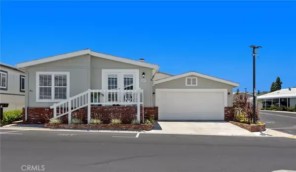 Laguna Hills, CA 92653,23301 Ridge Route #81