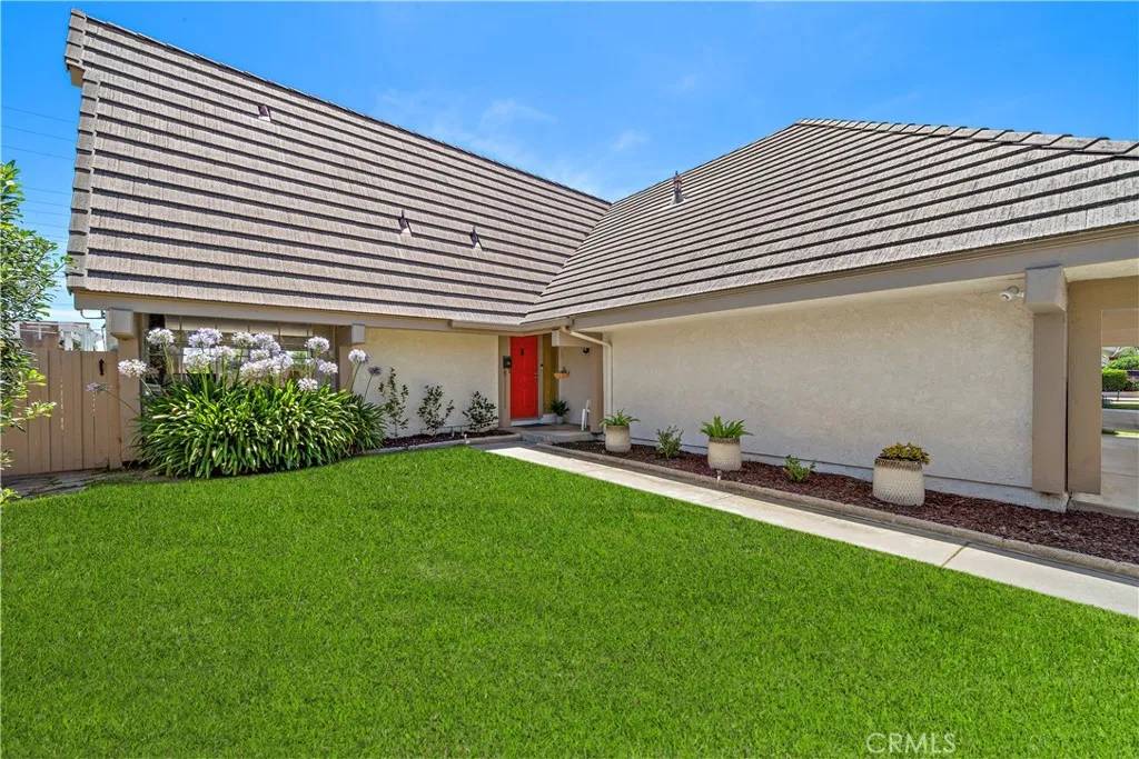 Huntington Beach, CA 92646,20822 Skimmer Lane