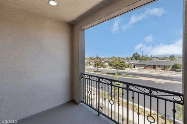 Anaheim, CA 92806,2430 E Lincoln Avenue #4