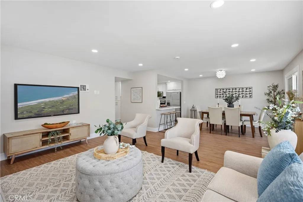 Laguna Woods, CA 92637,4025 Calle Sonora Este #2C