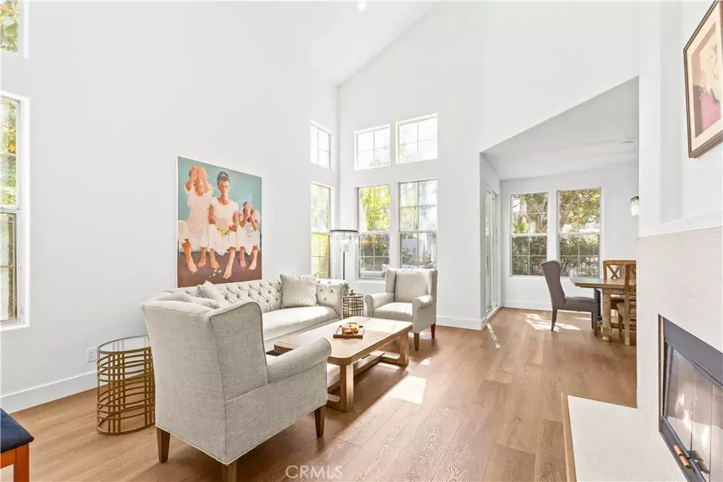 Irvine, CA 92603,12 Longbourn Aisle