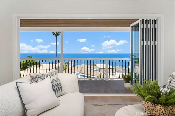 Laguna Beach, CA 92651,2961 Rounsevel