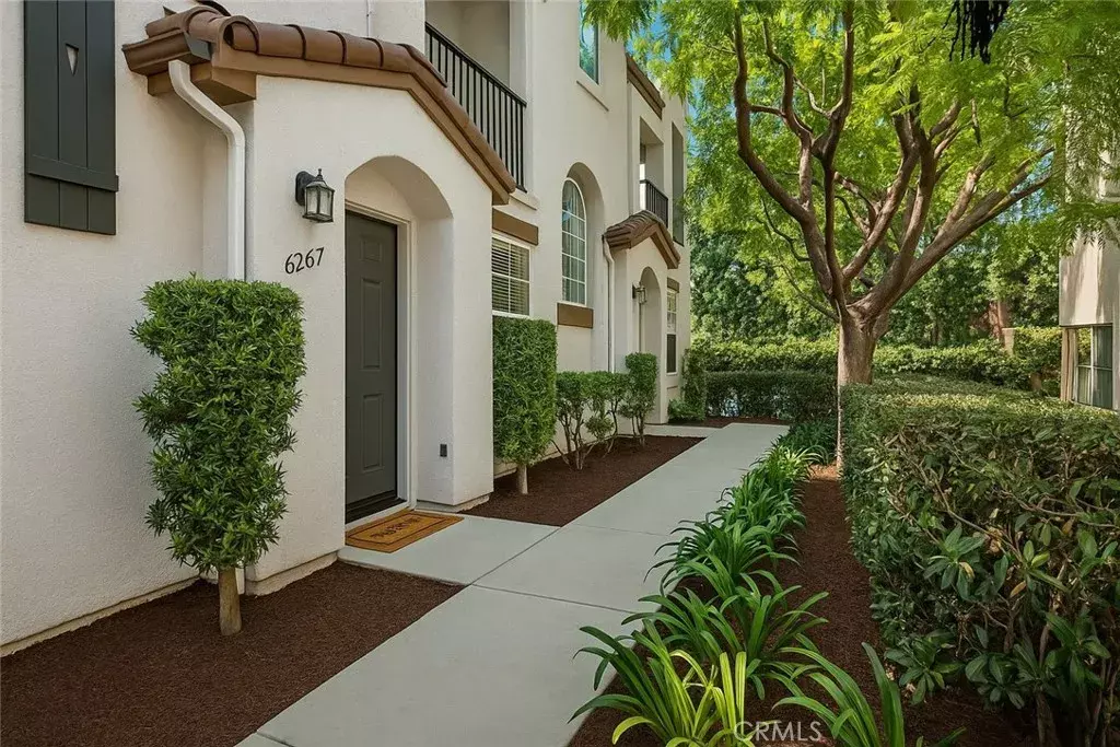 Carlsbad, CA 92009,6267 Via Trato