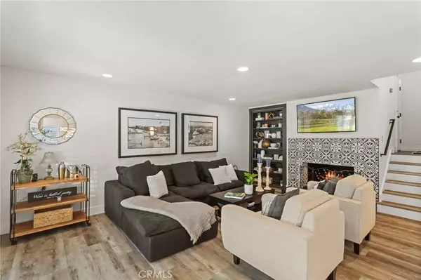 Newport Beach, CA 92660,2901 Quedada