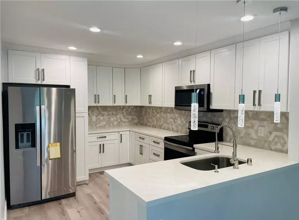 Laguna Hills, CA 92653,23445 Caminito Norte