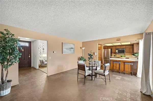 Fountain Valley, CA 92708,11551 Gladstone Circle