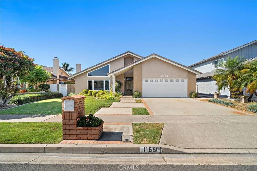 11551 Gladstone Circle, Fountain Valley, CA 92708