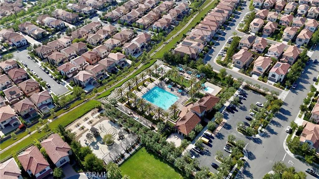 Irvine, CA 92602,100 Viano