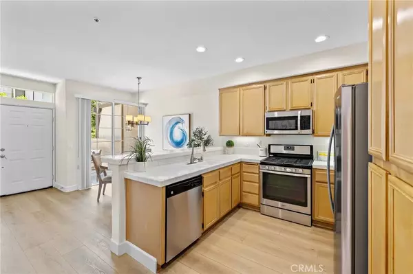 Rancho Santa Margarita, CA 92688,44 Tierra Seguro