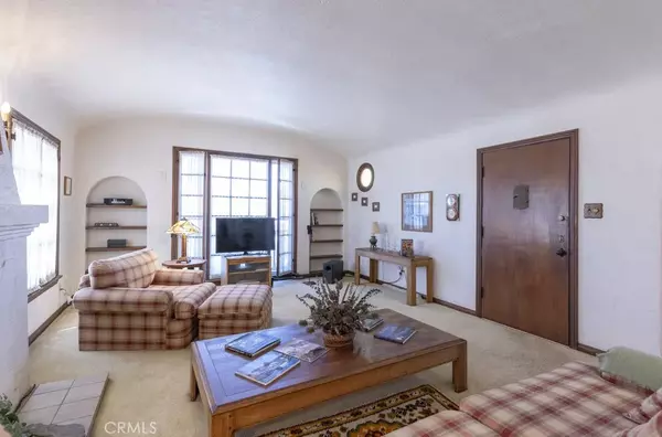 Long Beach, CA 90803,132 St Joseph Avenue