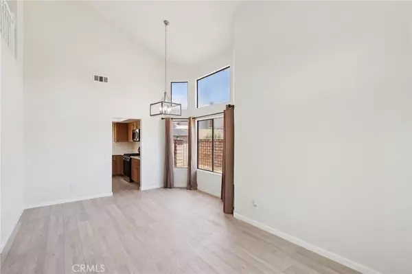 Rialto, CA 92377,1122 W Galway Street