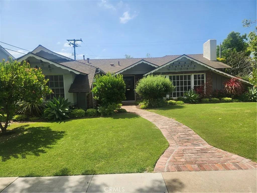 3082 Copa De Oro Drive, Los Alamitos, CA 90720
