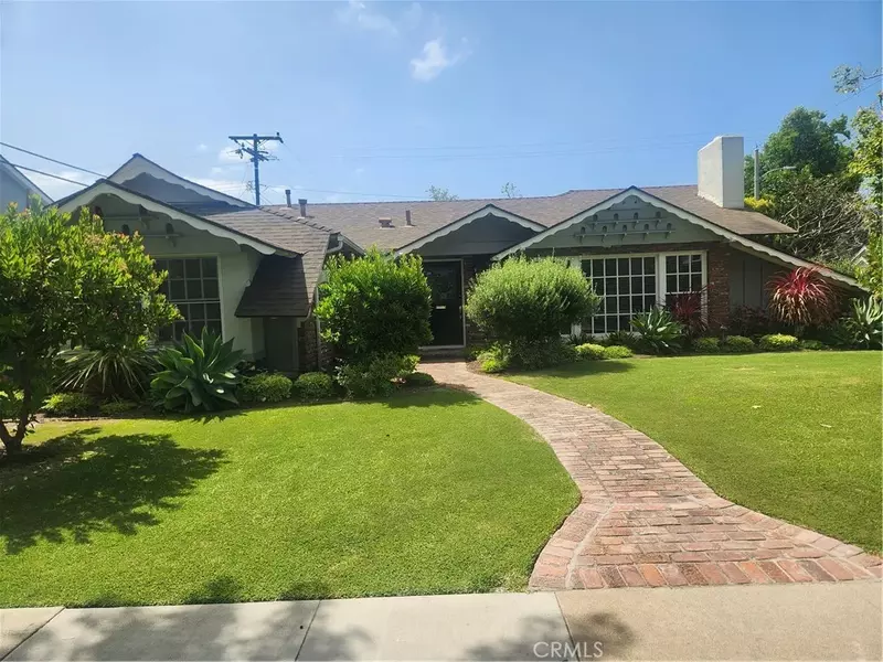 3082 Copa De Oro Drive, Los Alamitos, CA 90720