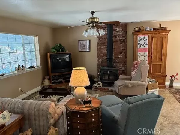 Running Springs, CA 92382,32079 Fern Drive