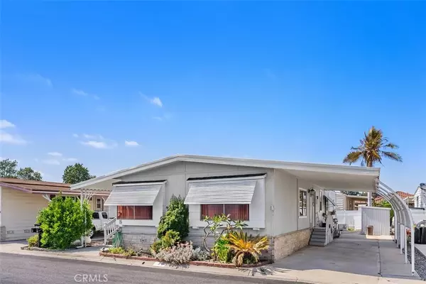 Huntington Beach, CA 92646,18601 Newland St SPC 5