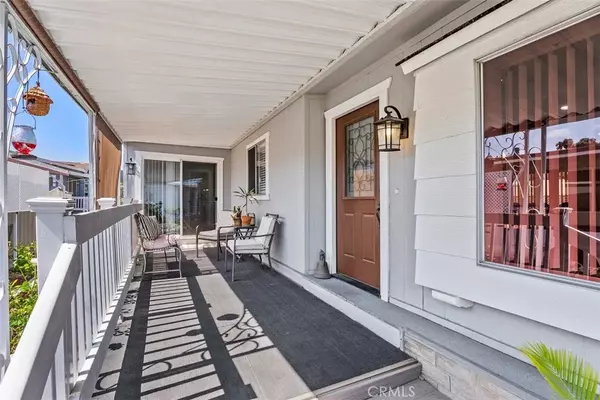 Huntington Beach, CA 92646,18601 Newland St SPC 5