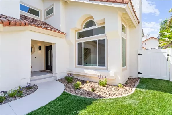 Laguna Hills, CA 92653,24876 Avenida Avalon