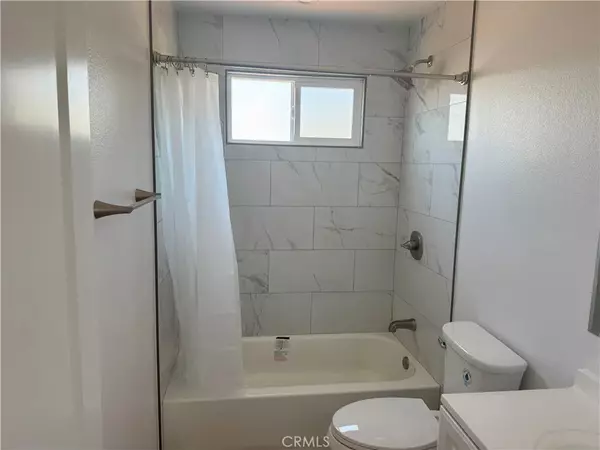Placentia, CA 92870,315 S Walnut Avenue