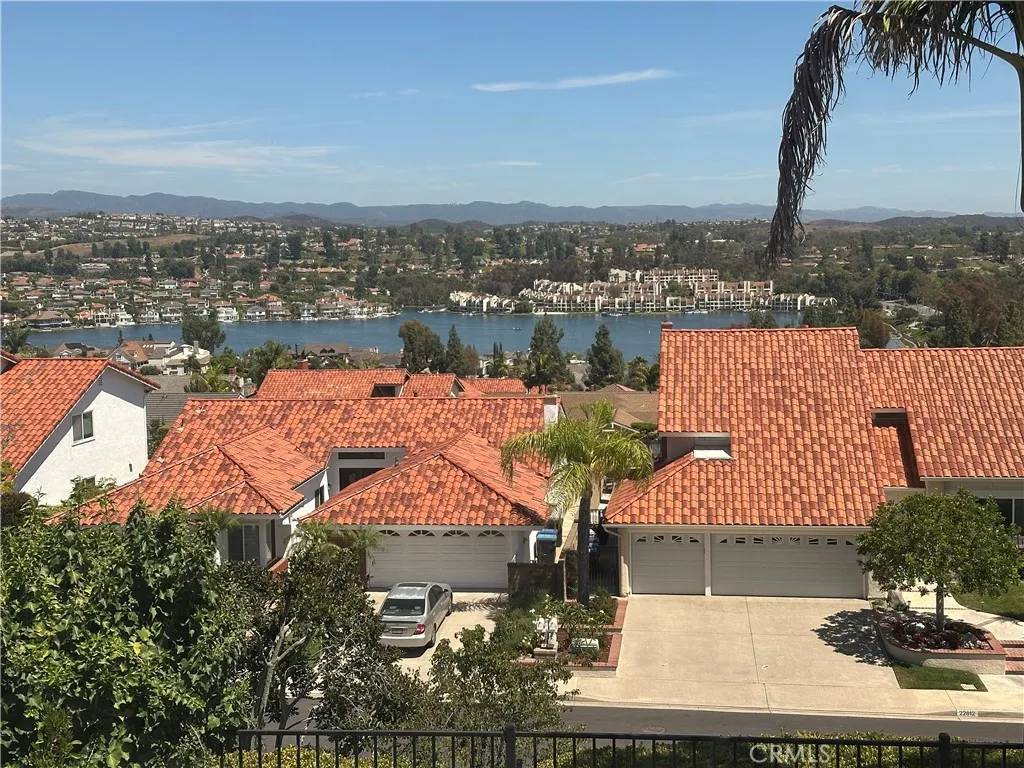 Mission Viejo, CA 92691,22792 Orellana