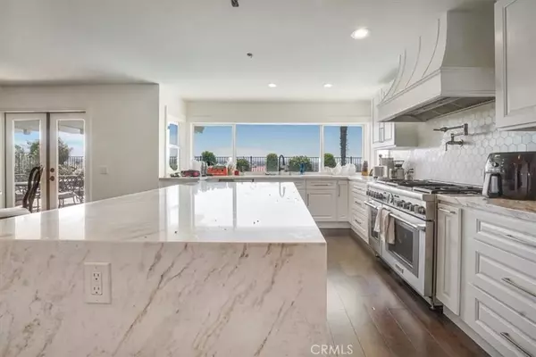 Mission Viejo, CA 92691,22792 Orellana