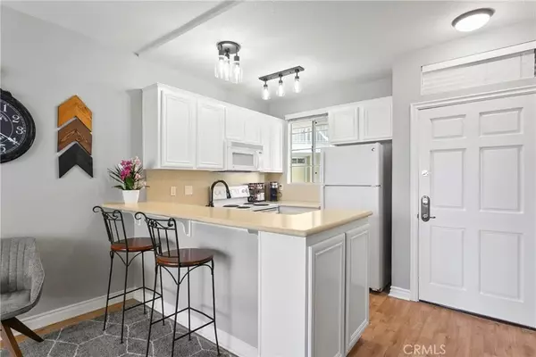 Huntington Beach, CA 92646,20191 Cape Coral Lane #3-206
