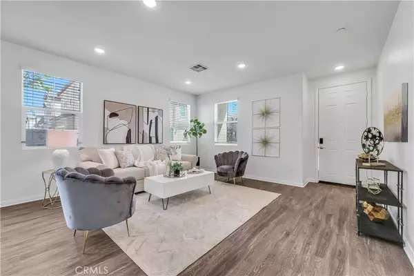 Eastvale, CA 92880,5855 Silveira Street