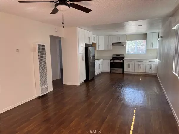 Stanton, CA 90680,7192 Cerritos Avenue