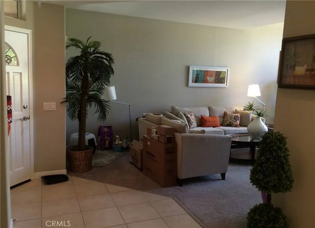 Tustin, CA 92782,2371 Tryall