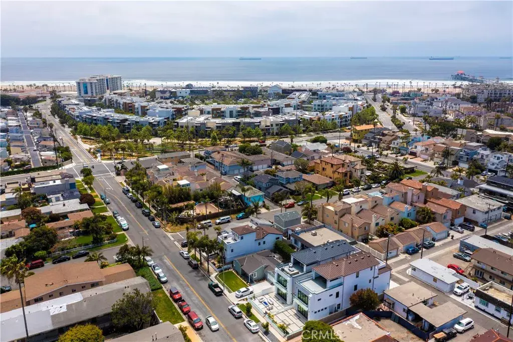 Huntington Beach, CA 92648,209 Huntington Street