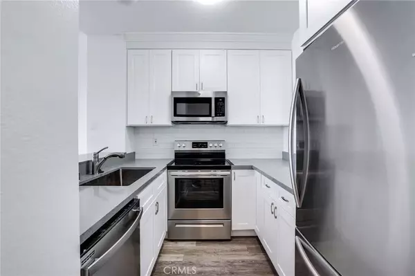 Huntington Beach, CA 92646,20331 Bluffside Circle #A320