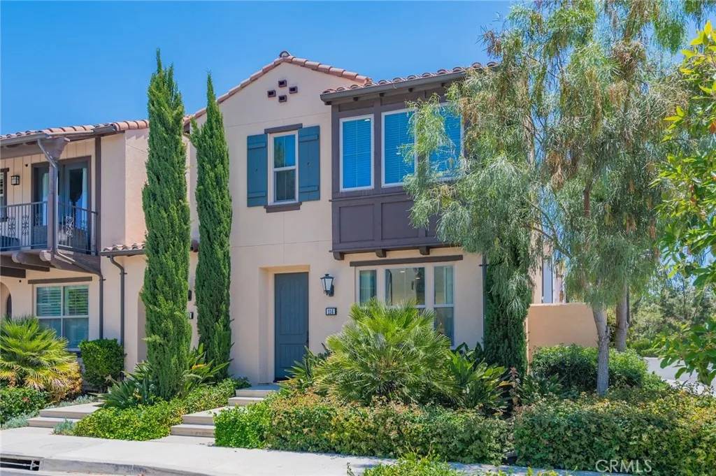 Irvine, CA 92618,114 Desert Lotus