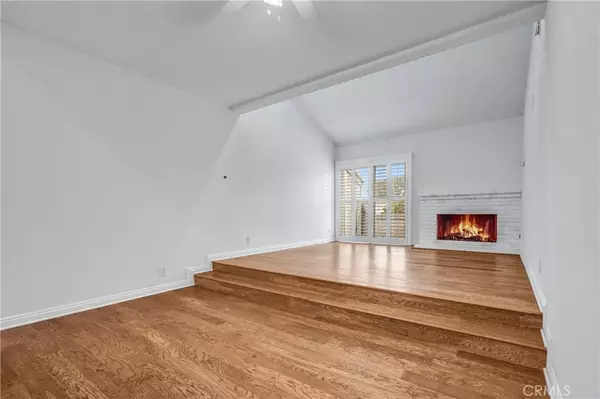 Huntington Beach, CA 92649,5101 Tortuga Drive #211