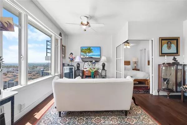 Long Beach, CA 90802,360 W Ocean Boulevard #1103
